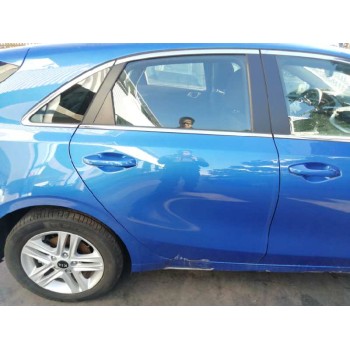 PUERTA TRASERA DERECHA TOCADA 