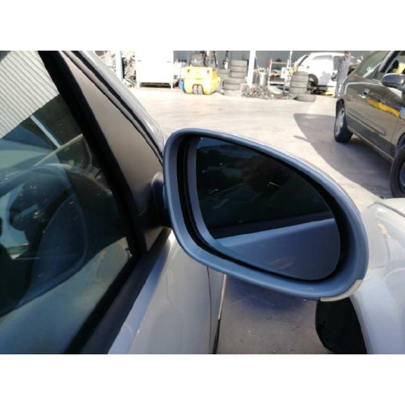 volkswagen golf v berlina (1k1) del año 2004