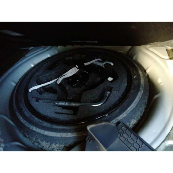 volkswagen golf v berlina (1k1) del año 2004