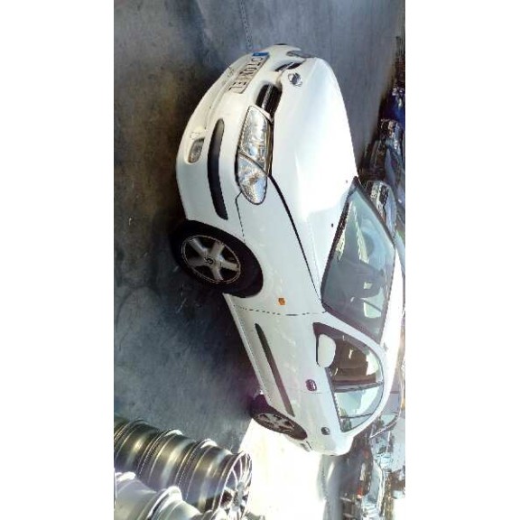 nissan almera (n16/e) del año 2000