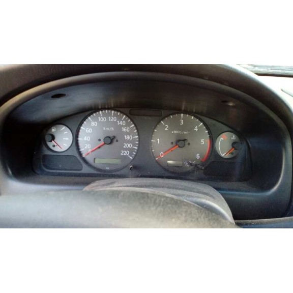 nissan almera (n16/e) del año 2000