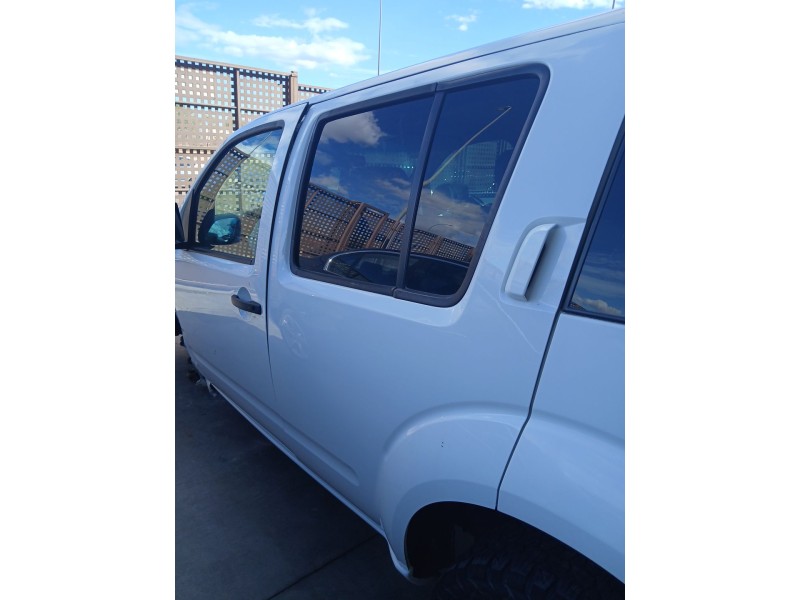 Recambio de puerta trasera izquierda para nissan pathfinder iii (r51) 2.5 dci 4wd referencia OEM IAM 82101EB330  