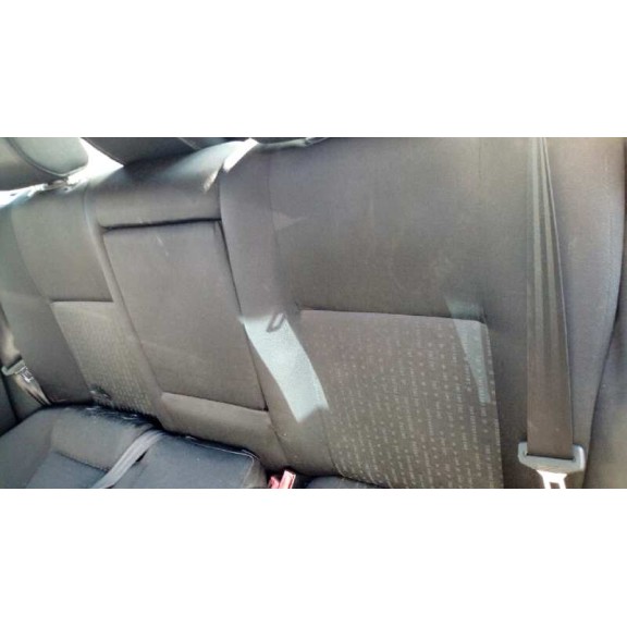 volkswagen golf iv berlina (1j1) del año 1997