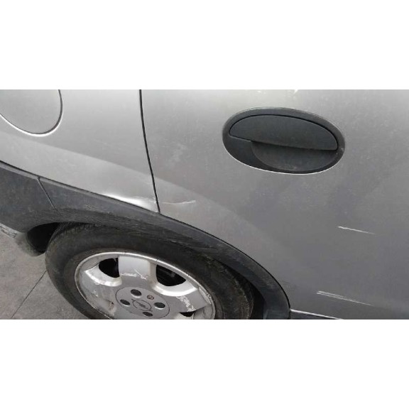 opel corsa c del año 2003