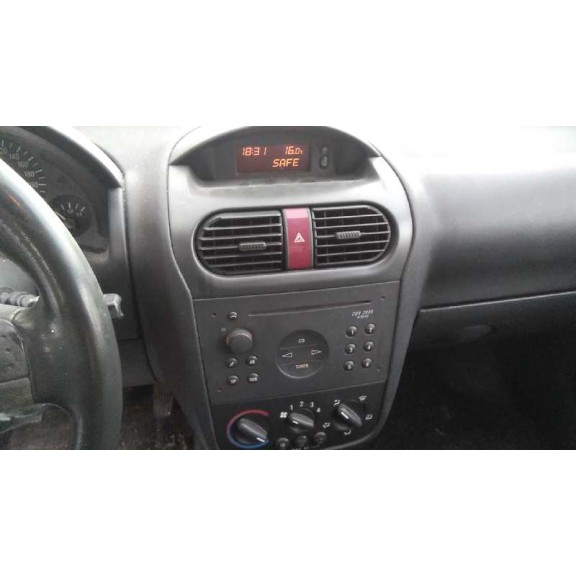 opel corsa c del año 2003