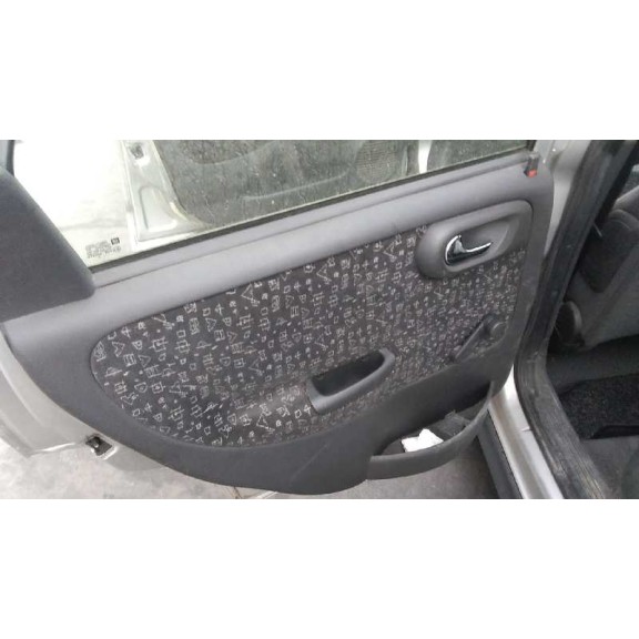 opel corsa c del año 2003