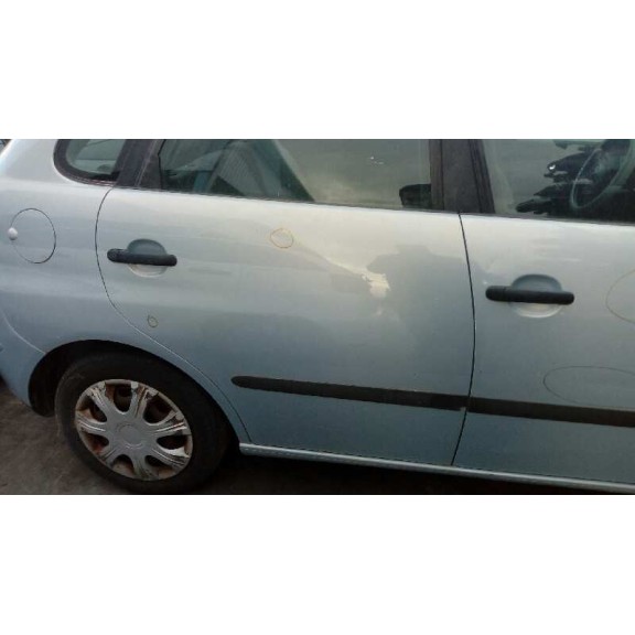 seat ibiza (6l1) del año 2002