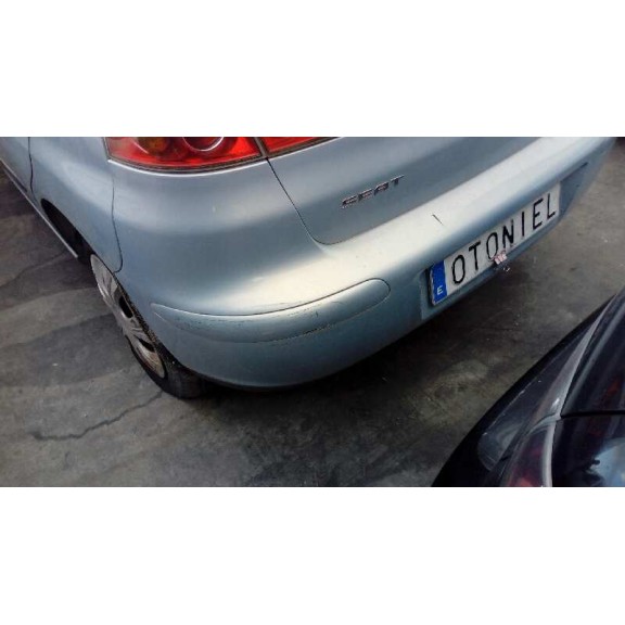 seat ibiza (6l1) del año 2002