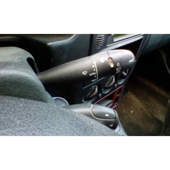 citroën xsara berlina del año 2001