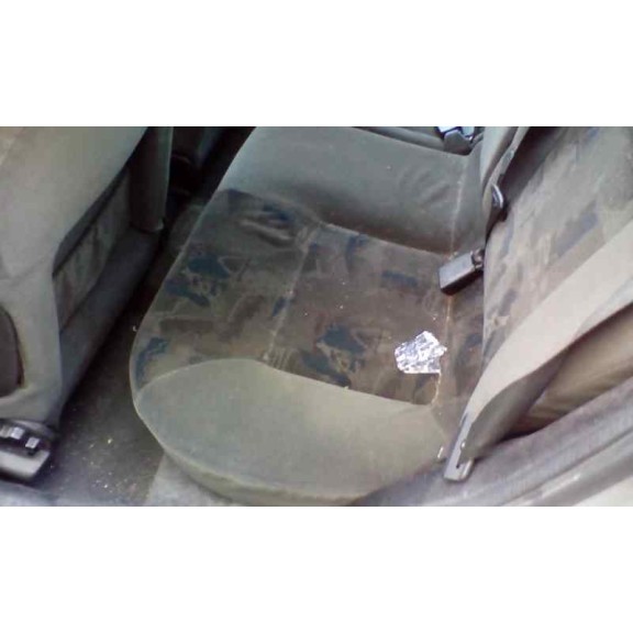 citroën xsara berlina del año 2001