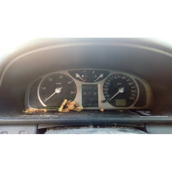 renault laguna ii (bg0) del año 2003