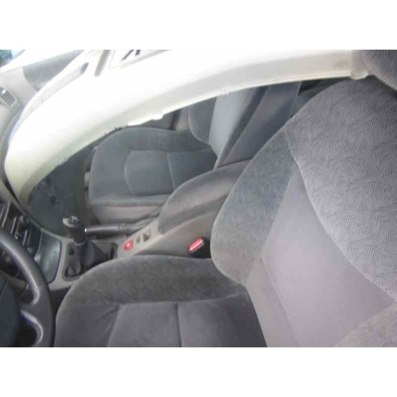 renault laguna ii (bg0) del año 2001