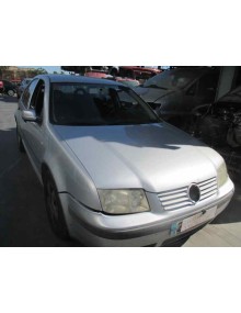 volkswagen bora berlina (1j2) del año 2001