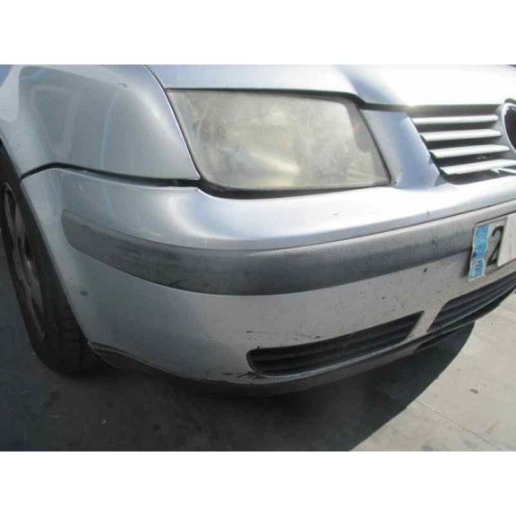 volkswagen bora berlina (1j2) del año 2001