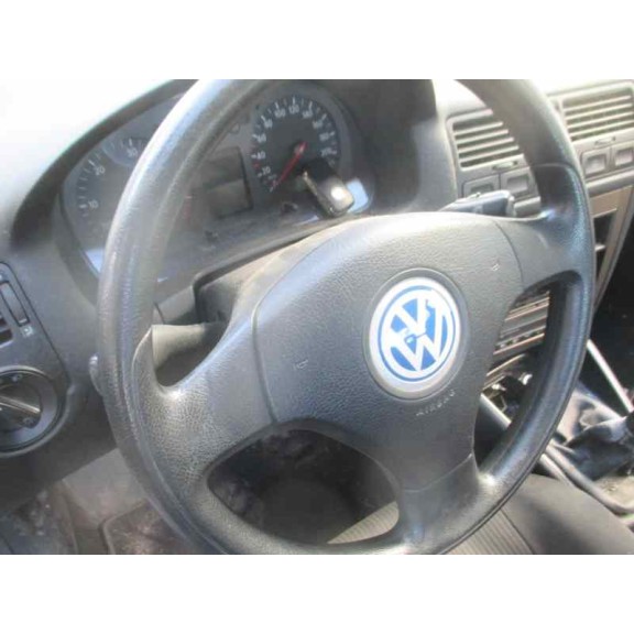 volkswagen bora berlina (1j2) del año 2001