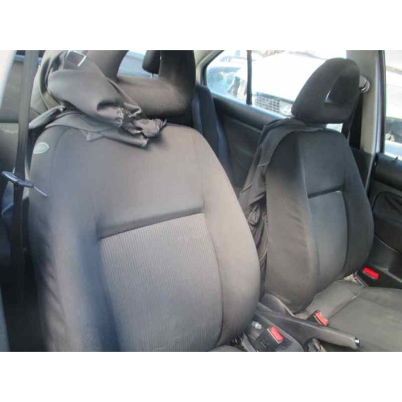 volkswagen bora berlina (1j2) del año 2001