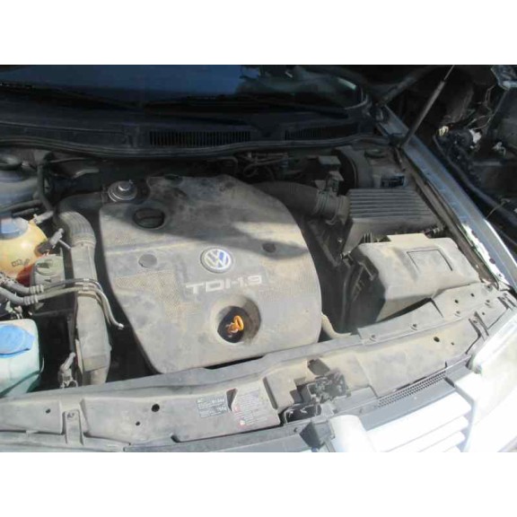 volkswagen bora berlina (1j2) del año 2001