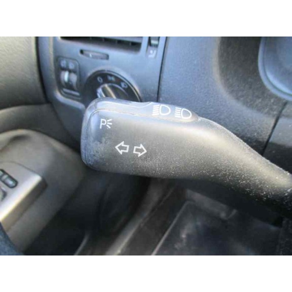 volkswagen bora berlina (1j2) del año 2001