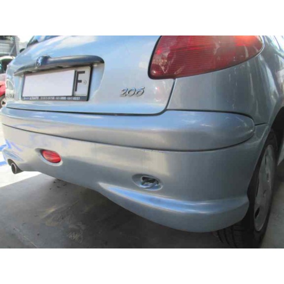 peugeot 206 berlina del año 2001