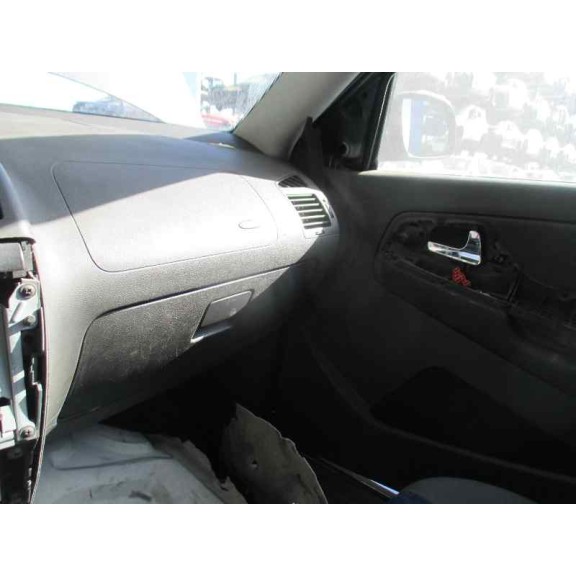 seat ibiza (6k1) del año 2001