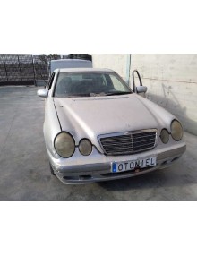 mercedes-benz clase e (w210) berlina diesel del año 2001
