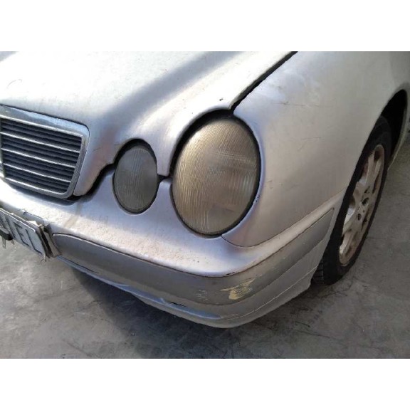 mercedes-benz clase e (w210) berlina diesel del año 2001