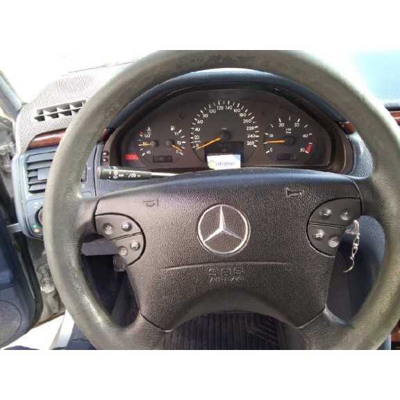 mercedes-benz clase e (w210) berlina diesel del año 2001