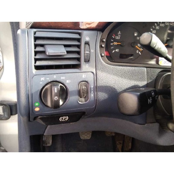 mercedes-benz clase e (w210) berlina diesel del año 2001