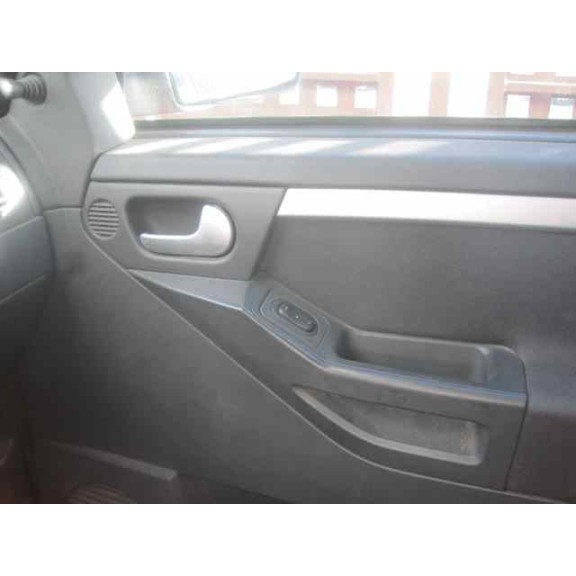 opel meriva del año 2005