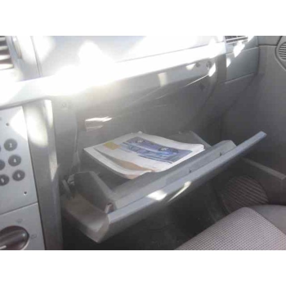 opel meriva del año 2005