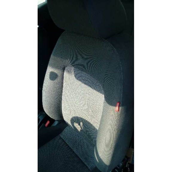 seat ibiza (6j5) del año 2010