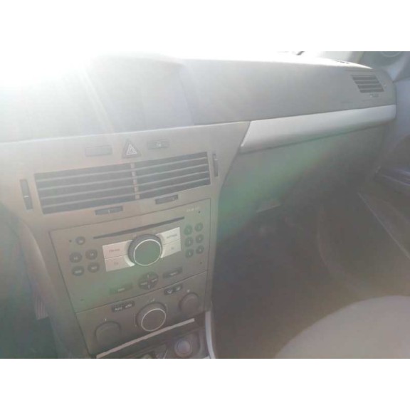 opel astra h ber. del año 2004