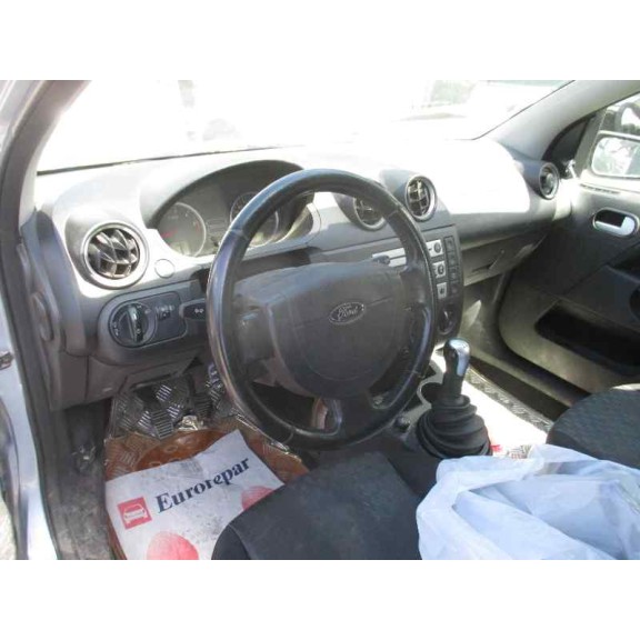 ford fiesta (cbk) del año 2005