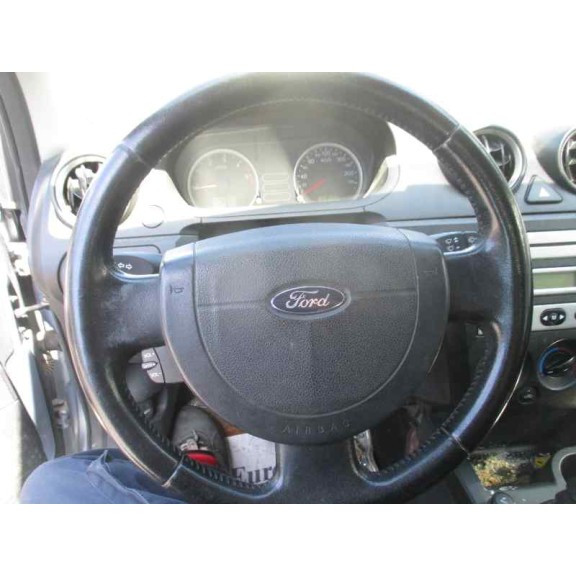 ford fiesta (cbk) del año 2005