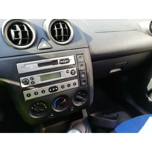 ford fiesta (cbk) del año 2003