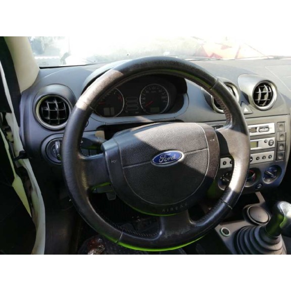 ford fiesta (cbk) del año 2003