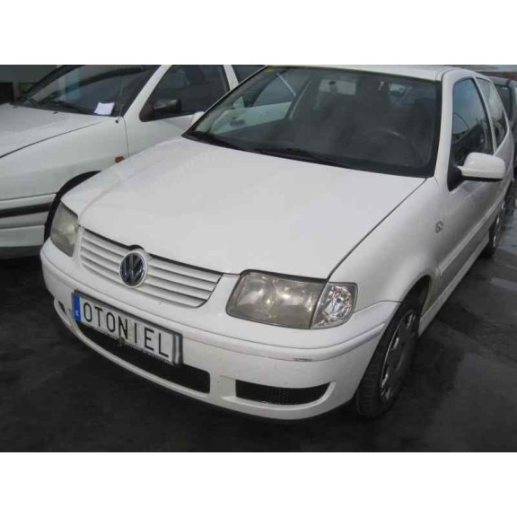 volkswagen polo berlina (6n2) del año 2001