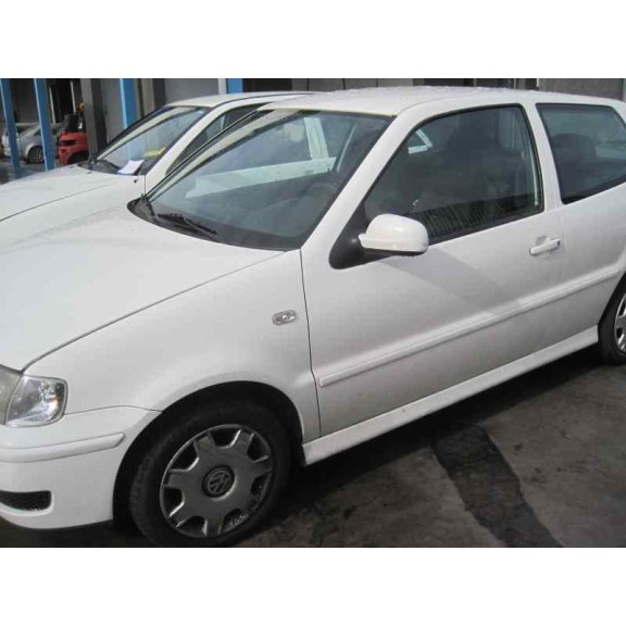 volkswagen polo berlina (6n2) del año 2001