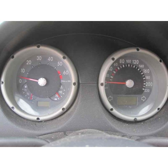 volkswagen polo berlina (6n2) del año 2001