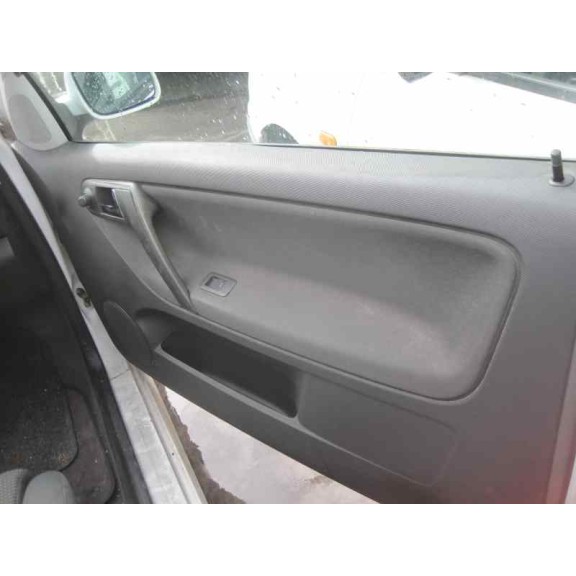 volkswagen polo berlina (6n2) del año 2001