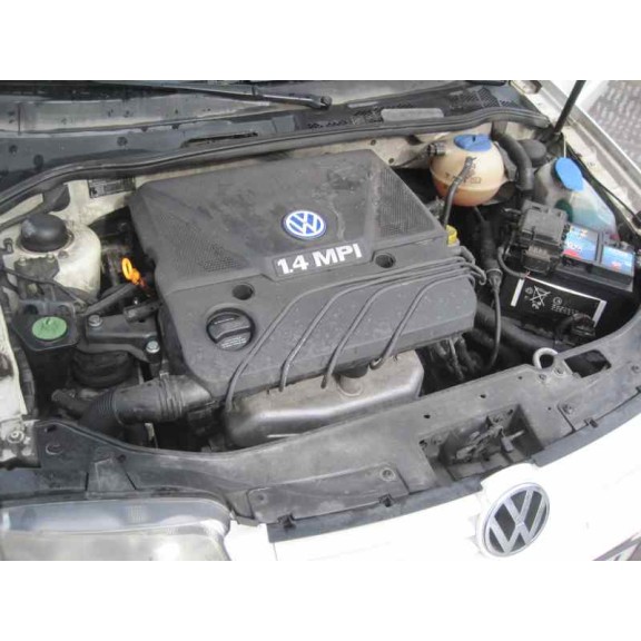 volkswagen polo berlina (6n2) del año 2001