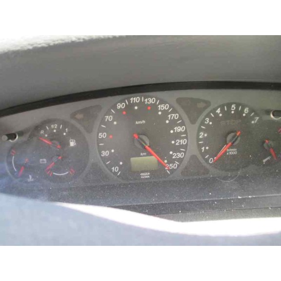 citroën c5 berlina del año 2001