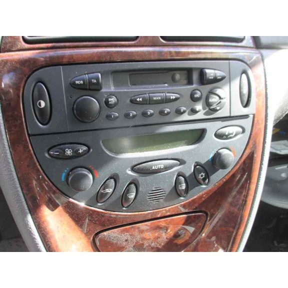 citroën c5 berlina del año 2001