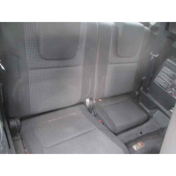 toyota corolla verso (r1) del año 2006