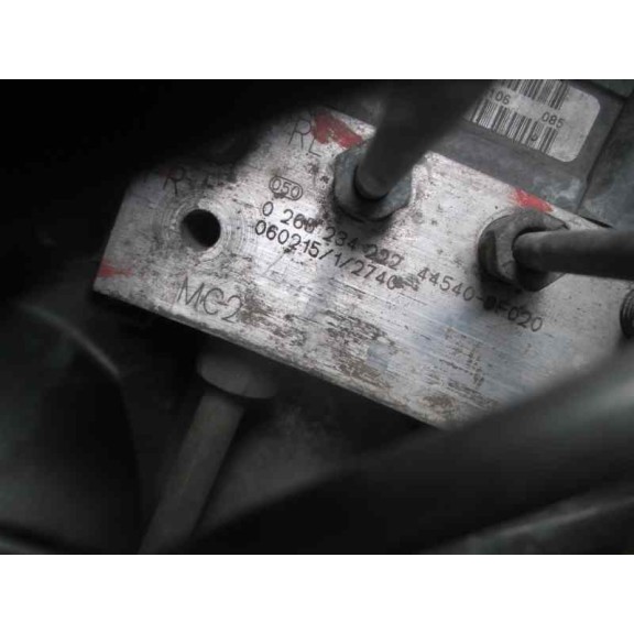 toyota corolla verso (r1) del año 2006