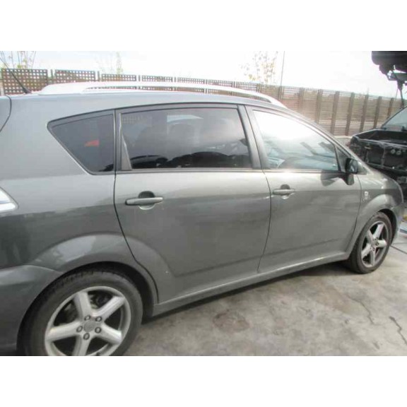 toyota corolla verso (r1) del año 2006