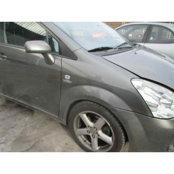 toyota corolla verso (r1) del año 2006