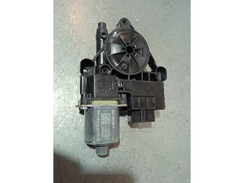 Recambio de motor elevalunas trasero izquierdo para seat leon (5f1) style referencia OEM IAM 5Q0959811A 5 PINES 
