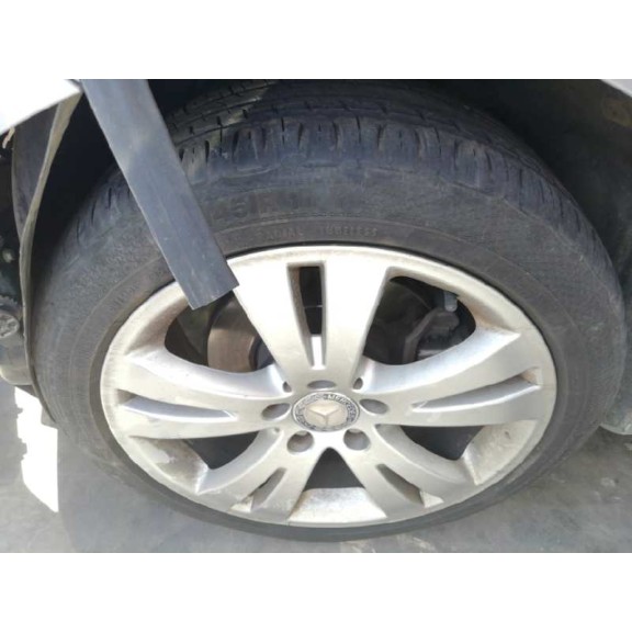 mercedes-benz clase c (w204) berlina del año 2008