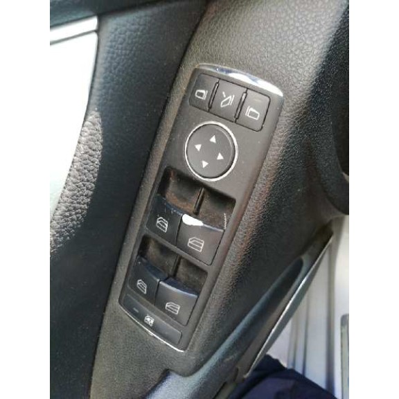 mercedes-benz clase c (w204) berlina del año 2008